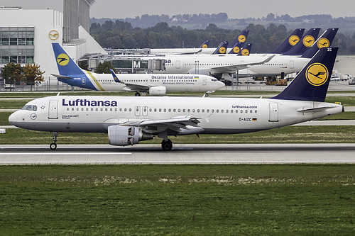 Lufthansa Airbus A320-200 D-AIZC at Munich International Airport (EDDM/MUC)