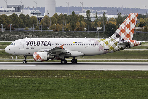 Volotea Airbus A319-100 EI-FMV at Munich International Airport (EDDM/MUC)