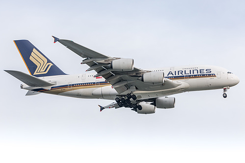 Singapore Airlines Airbus A380-800 9V-SKE at Singapore Changi Airport (WSSS/SIN)