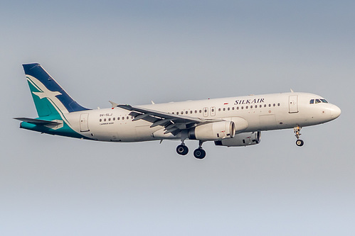 SilkAir Airbus A320-200 9V-SLJ at Singapore Changi Airport (WSSS/SIN)