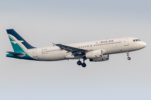 SilkAir Airbus A320-200 9V-SLR at Singapore Changi Airport (WSSS/SIN)