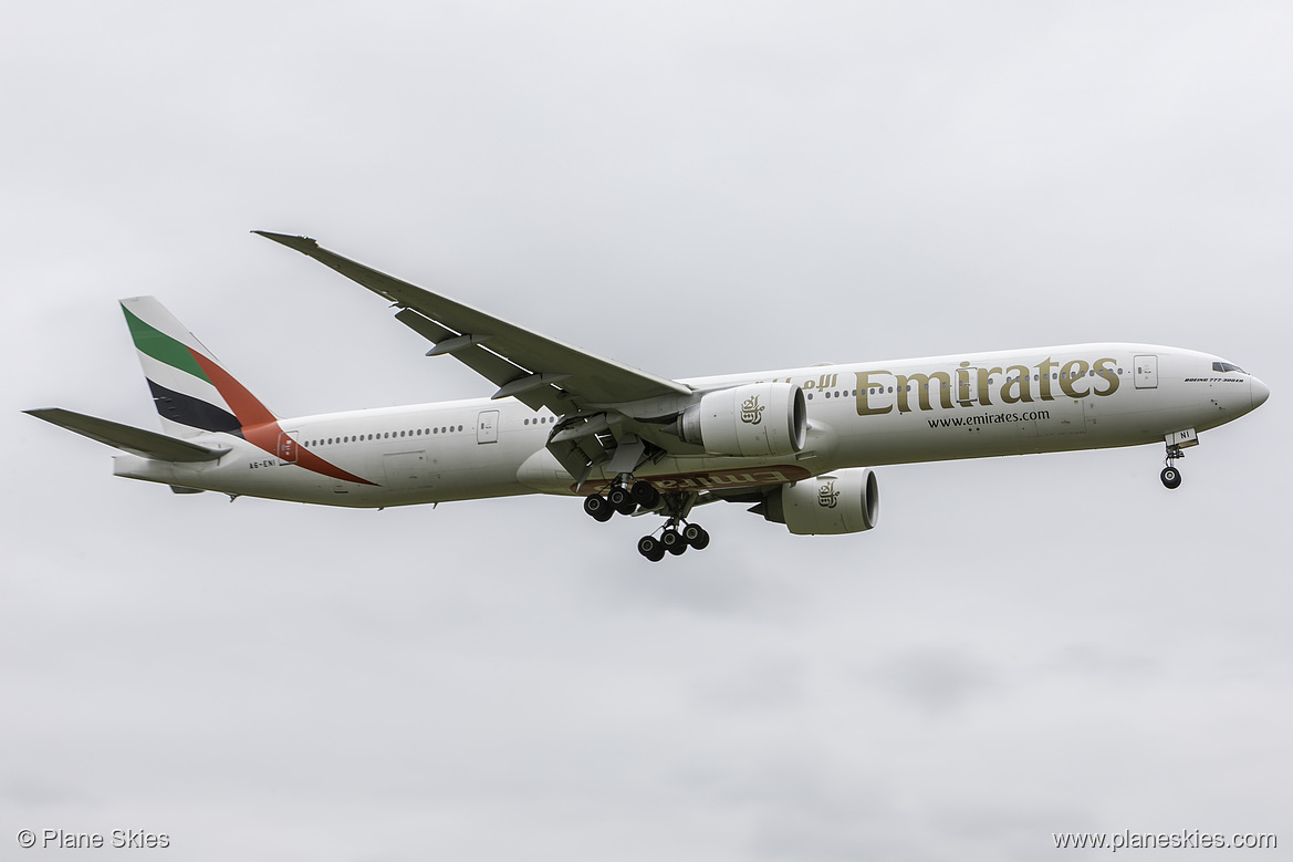 Emirates Boeing 777-300ER A6-ENI at Birmingham International Airport (EGBB/BHX) Emirates Boeing 777-300ER A6-ENI at Birmingham International Airport (EGBB/BHX)