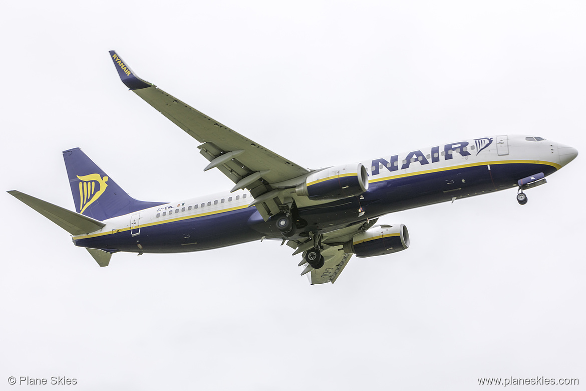 Ryanair Boeing 737-800 EI-ENL at Birmingham International Airport (EGBB/BHX)