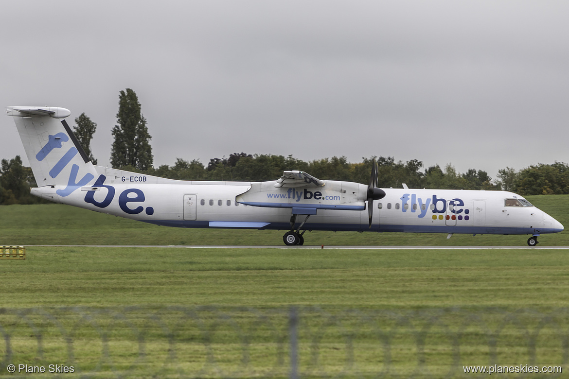Flybe DHC Dash-8-400 G-ECOB at Birmingham International Airport (EGBB/BHX)