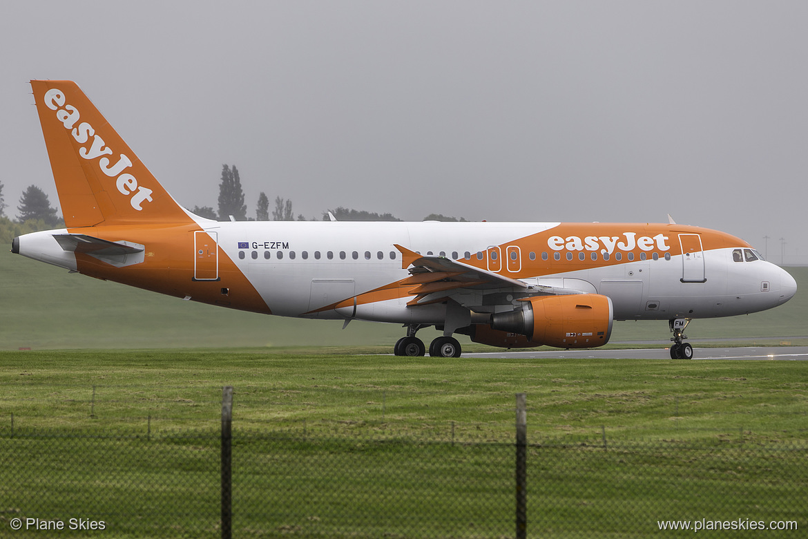 EasyJet Airbus A319-100 G-EZFM at Birmingham International Airport (EGBB/BHX) EasyJet Airbus A319-100 G-EZFM at Birmingham International Airport (EGBB/BHX)