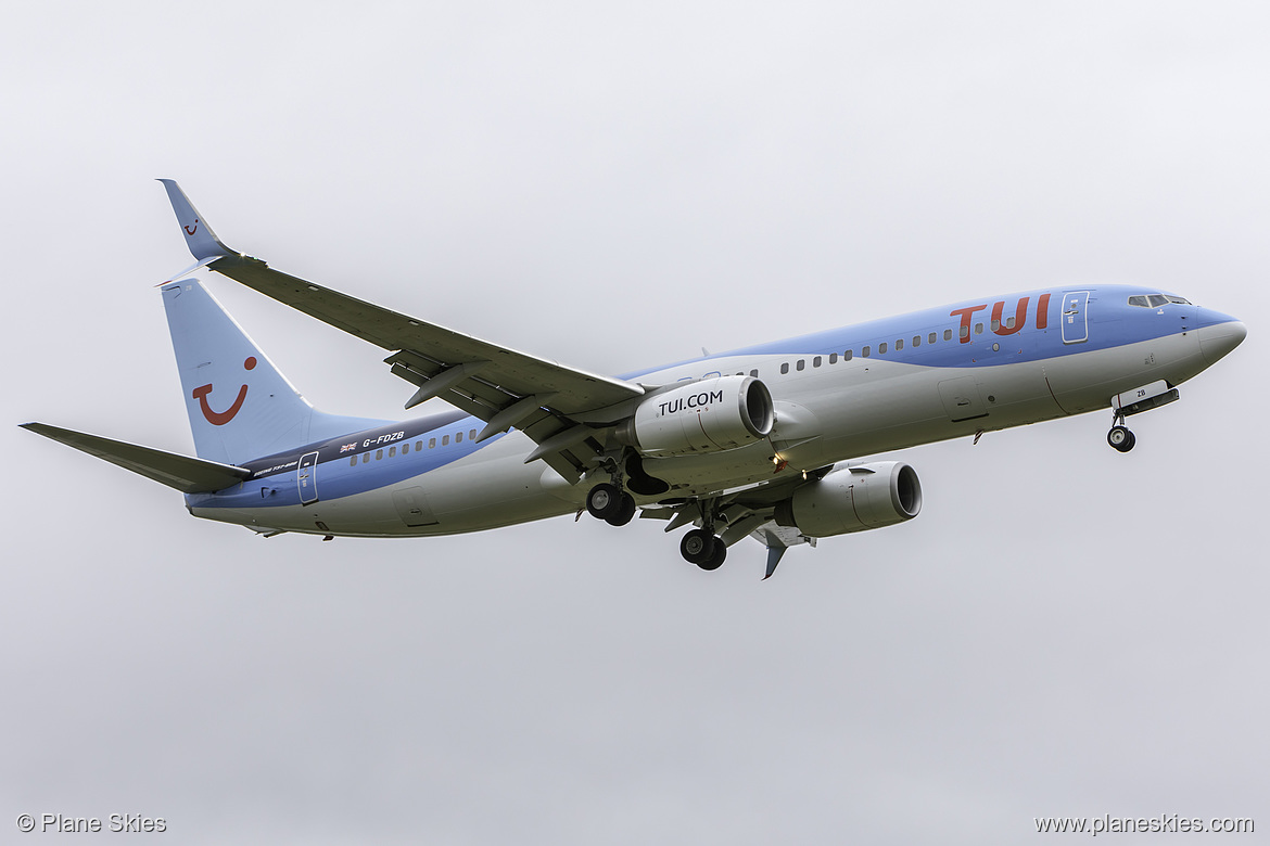 TUI UK Boeing 737-800 G-FDZB at Birmingham International Airport (EGBB/BHX)