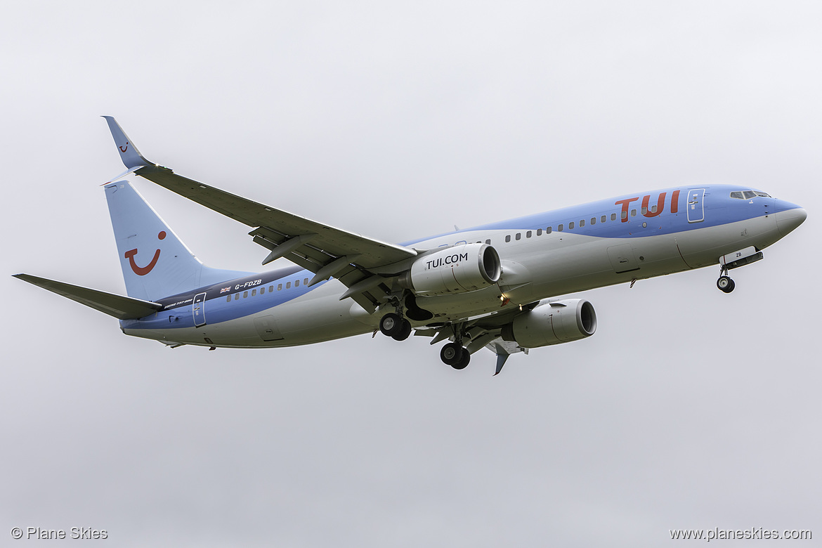 TUI UK Boeing 737-800 G-FDZB at Birmingham International Airport (EGBB/BHX) TUI UK Boeing 737-800 G-FDZB at Birmingham International Airport (EGBB/BHX)