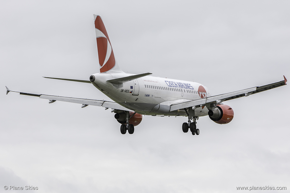 Czech Airlines Airbus A319-100 OK-REQ at Birmingham International Airport (EGBB/BHX) Czech Airlines Airbus A319-100 OK-REQ at Birmingham International Airport (EGBB/BHX)