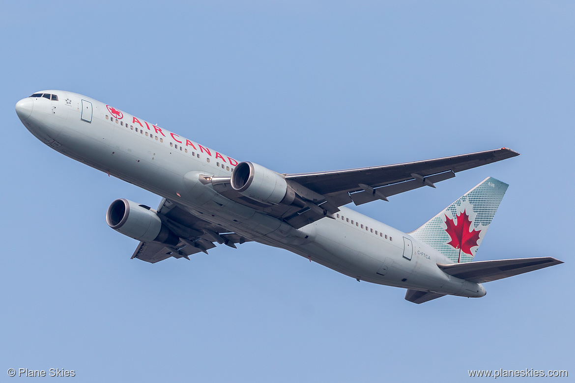 Air Canada Boeing 767-300ER C-FTCA at Frankfurt am Main International Airport (EDDF/FRA) Air Canada Boeing 767-300ER C-FTCA at Frankfurt am Main International Airport (EDDF/FRA)