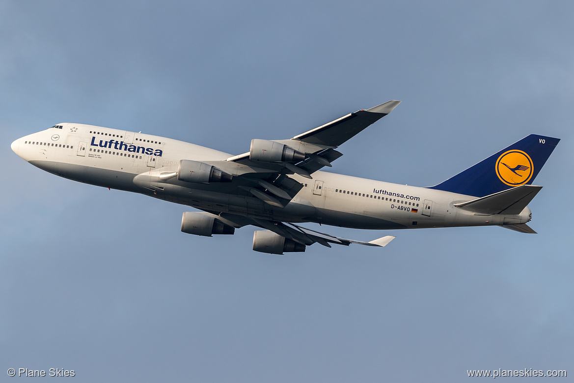Lufthansa Boeing 747-400 D-ABVO at Frankfurt am Main International Airport (EDDF/FRA) Lufthansa Boeing 747-400 D-ABVO at Frankfurt am Main International Airport (EDDF/FRA)