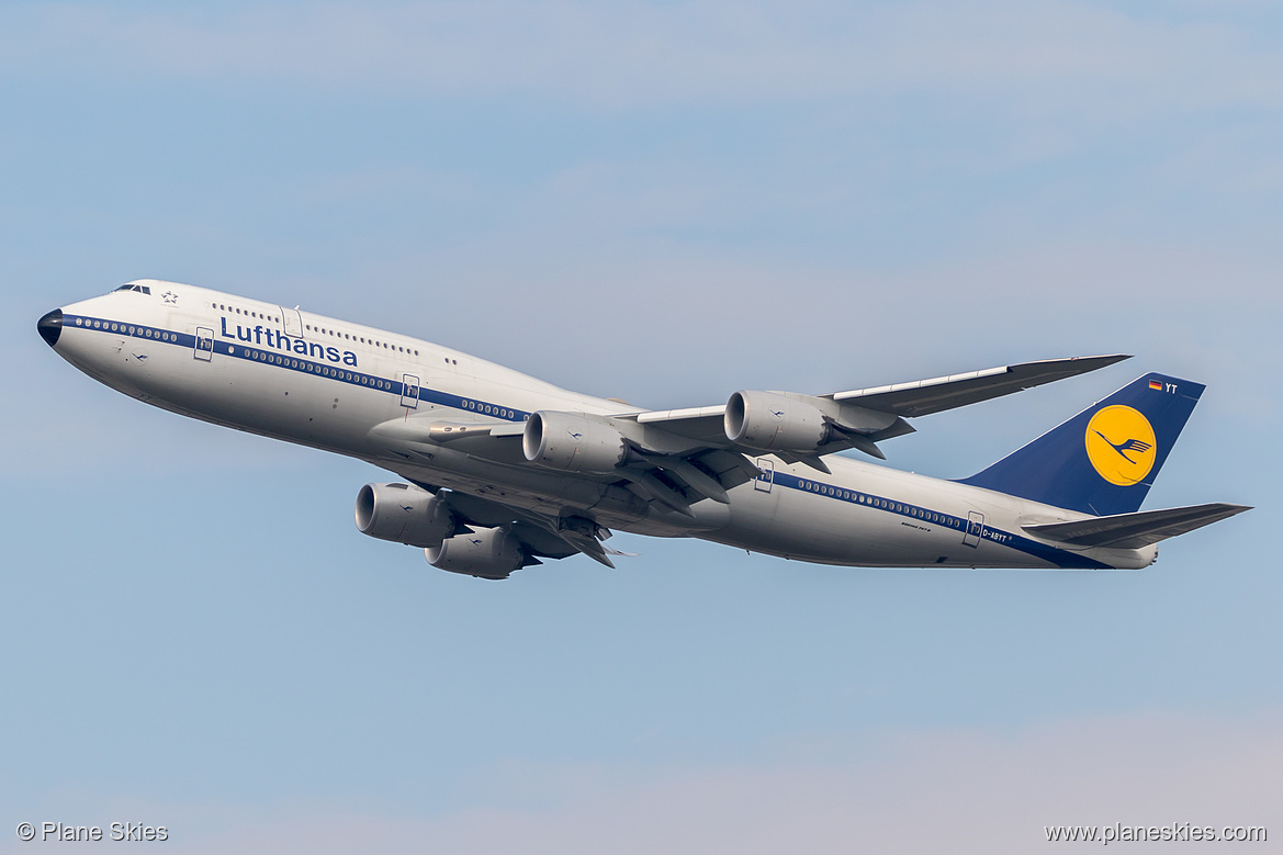 Lufthansa Boeing 747-8i D-ABYT at Frankfurt am Main International Airport (EDDF/FRA)