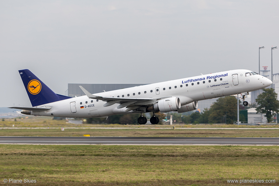 Lufthansa CityLine Embraer ERJ-190 D-AECE at Frankfurt am Main International Airport (EDDF/FRA)