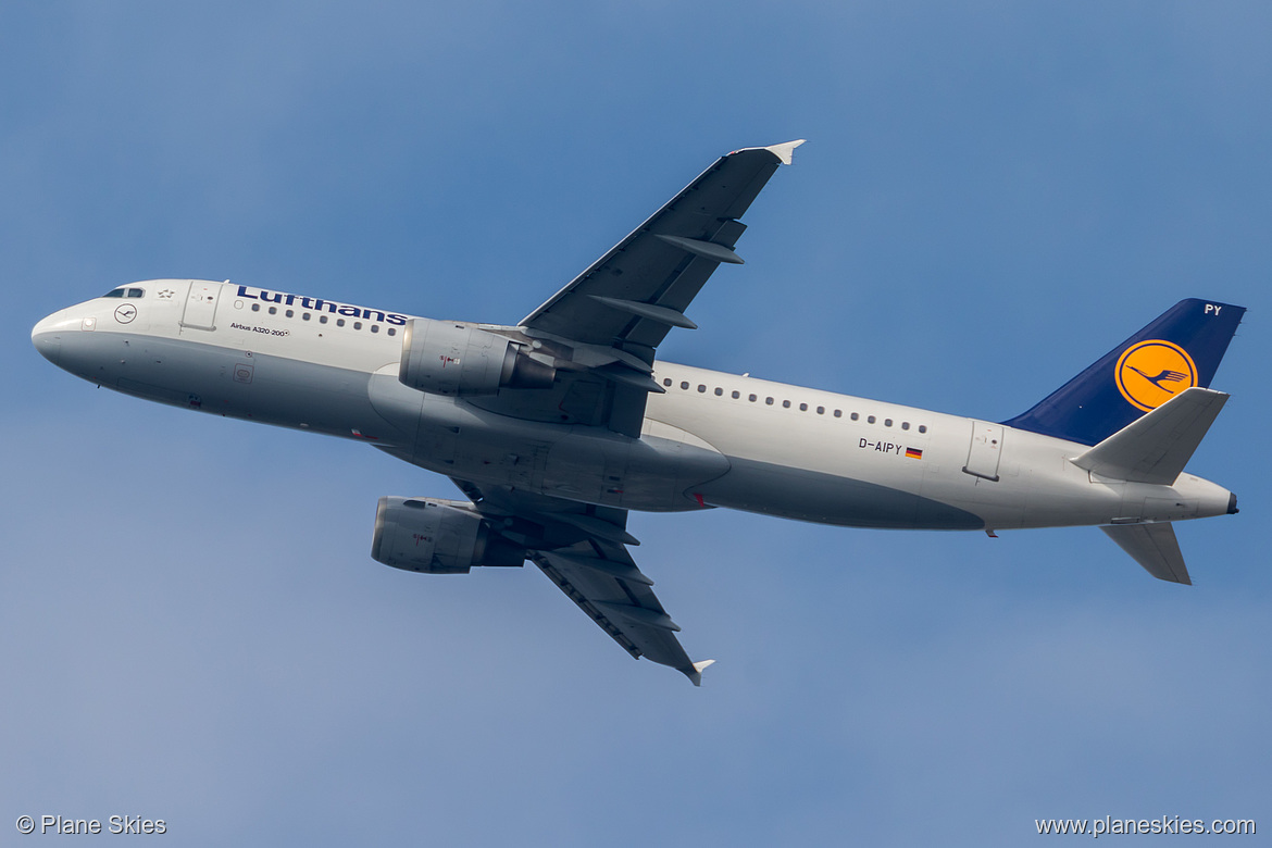 Lufthansa Airbus A320-200 D-AIPY at Frankfurt am Main International Airport (EDDF/FRA)