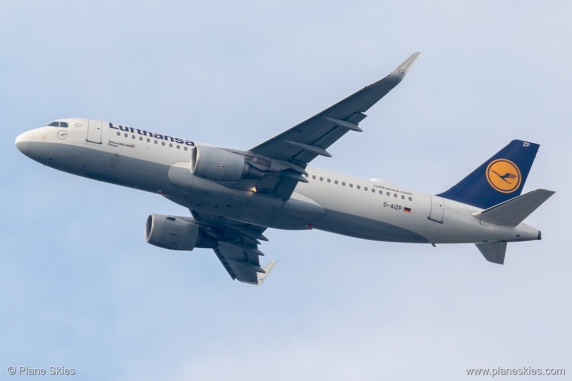 Lufthansa Airbus A320-200 D-AIZP at Frankfurt am Main International Airport (EDDF/FRA)