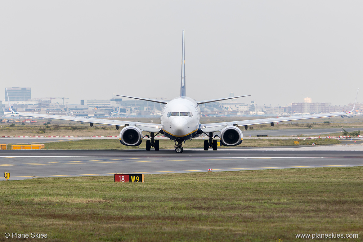 Ryanair Boeing 737-800 EI-FRL at Frankfurt am Main International Airport (EDDF/FRA)