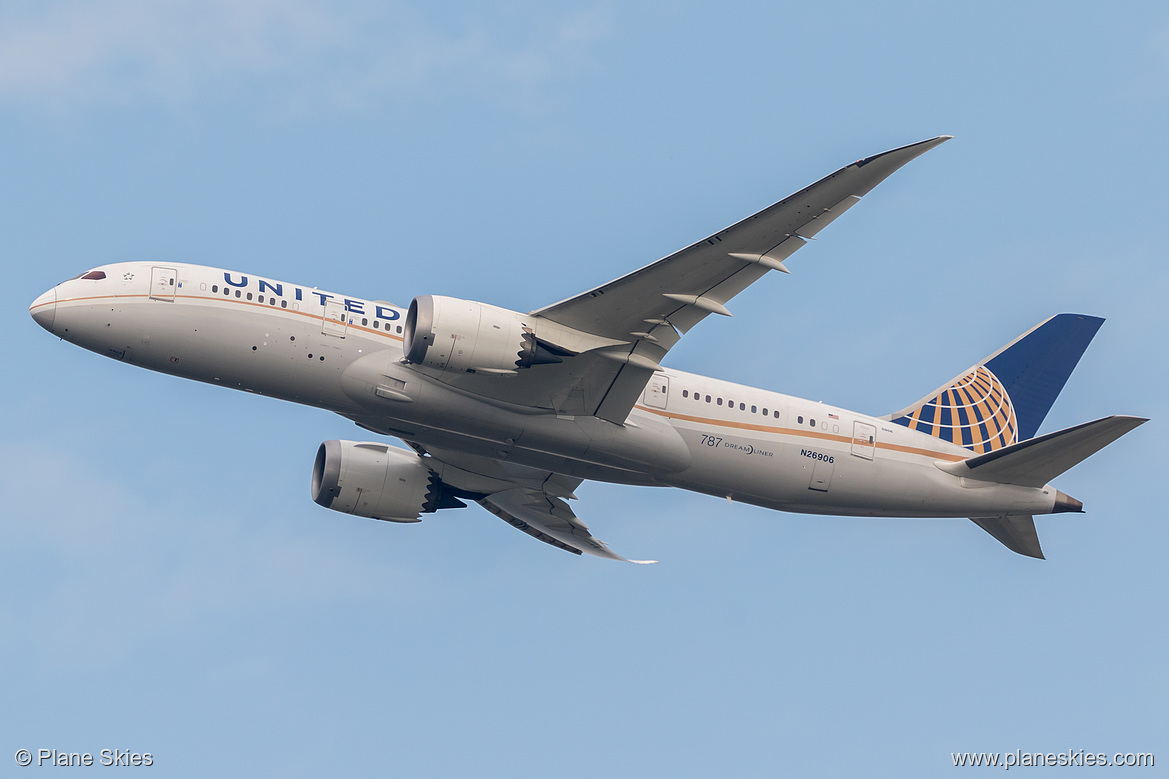 United Airlines Boeing 787-8 N26906 at Frankfurt am Main International Airport (EDDF/FRA) United Airlines Boeing 787-8 N26906 at Frankfurt am Main International Airport (EDDF/FRA)