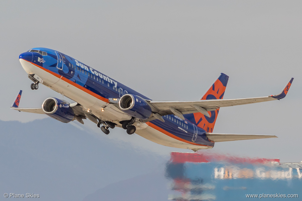 Sun Country Airlines Boeing 737-800 N801SY at McCarran International Airport (KLAS/LAS)