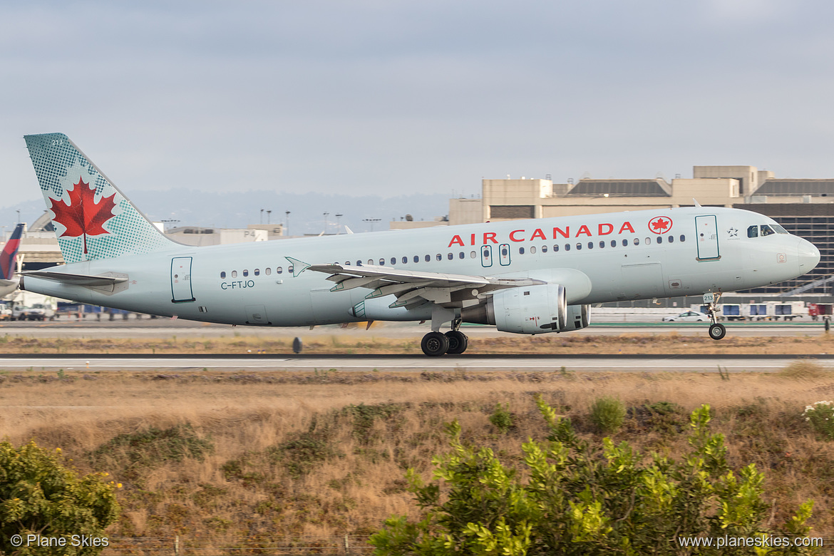 Air Canada Airbus A320-200 C-FTJO at Los Angeles International Airport (KLAX/LAX) Air Canada Airbus A320-200 C-FTJO at Los Angeles International Airport (KLAX/LAX)
