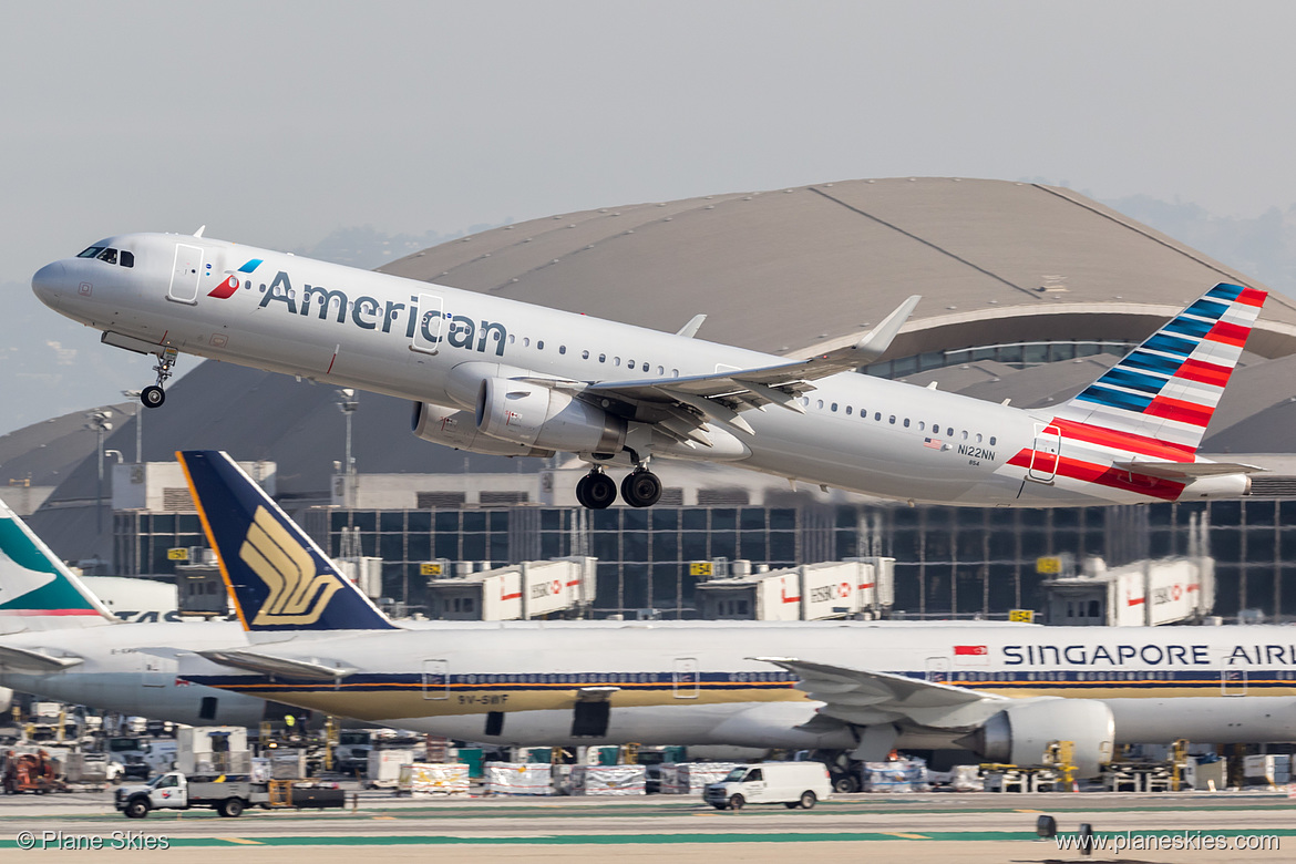 American Airlines Airbus A321-200 N122NN at Los Angeles International Airport (KLAX/LAX) American Airlines Airbus A321-200 N122NN at Los Angeles International Airport (KLAX/LAX)