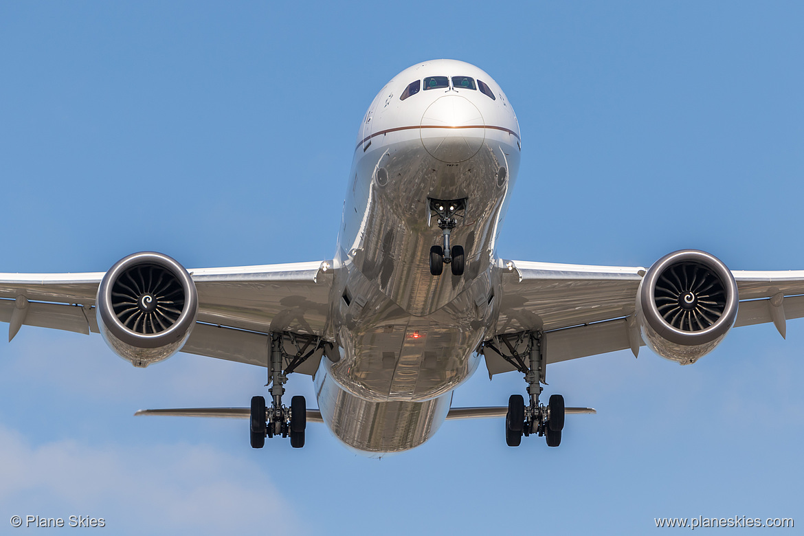 United Airlines Boeing 787-9 N15969 at Los Angeles International Airport (KLAX/LAX)