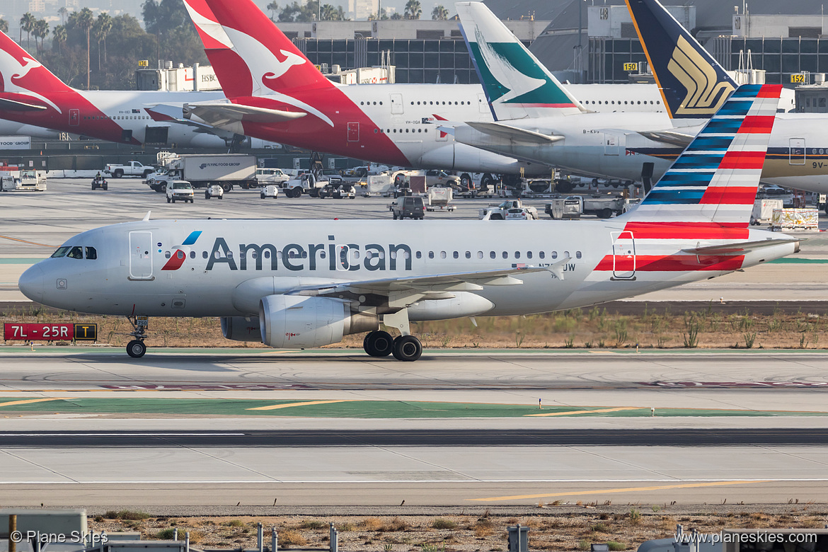 American Airlines Airbus A319-100 N750UW at Los Angeles International Airport (KLAX/LAX)