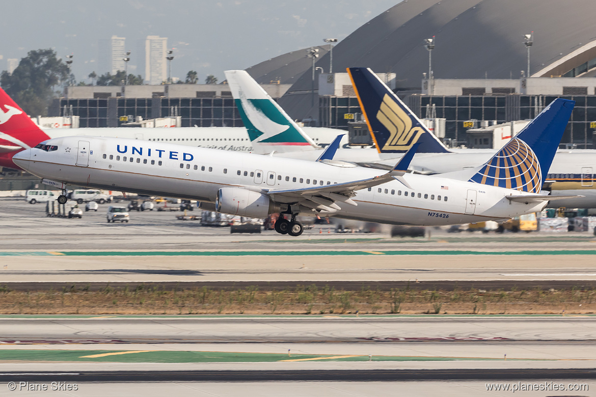 United Airlines Boeing 737-900ER N75426 at Los Angeles International Airport (KLAX/LAX) United Airlines Boeing 737-900ER N75426 at Los Angeles International Airport (KLAX/LAX)