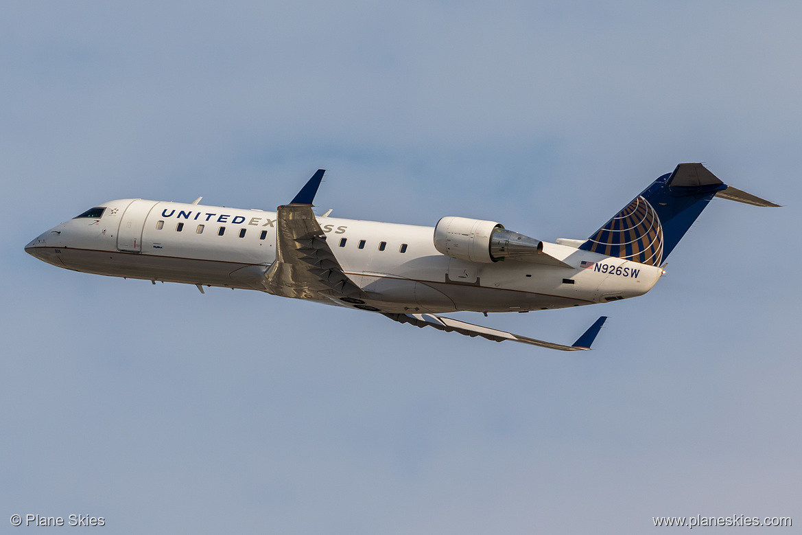 SkyWest Airlines Canadair CRJ-200 N926SW at Los Angeles International Airport (KLAX/LAX)