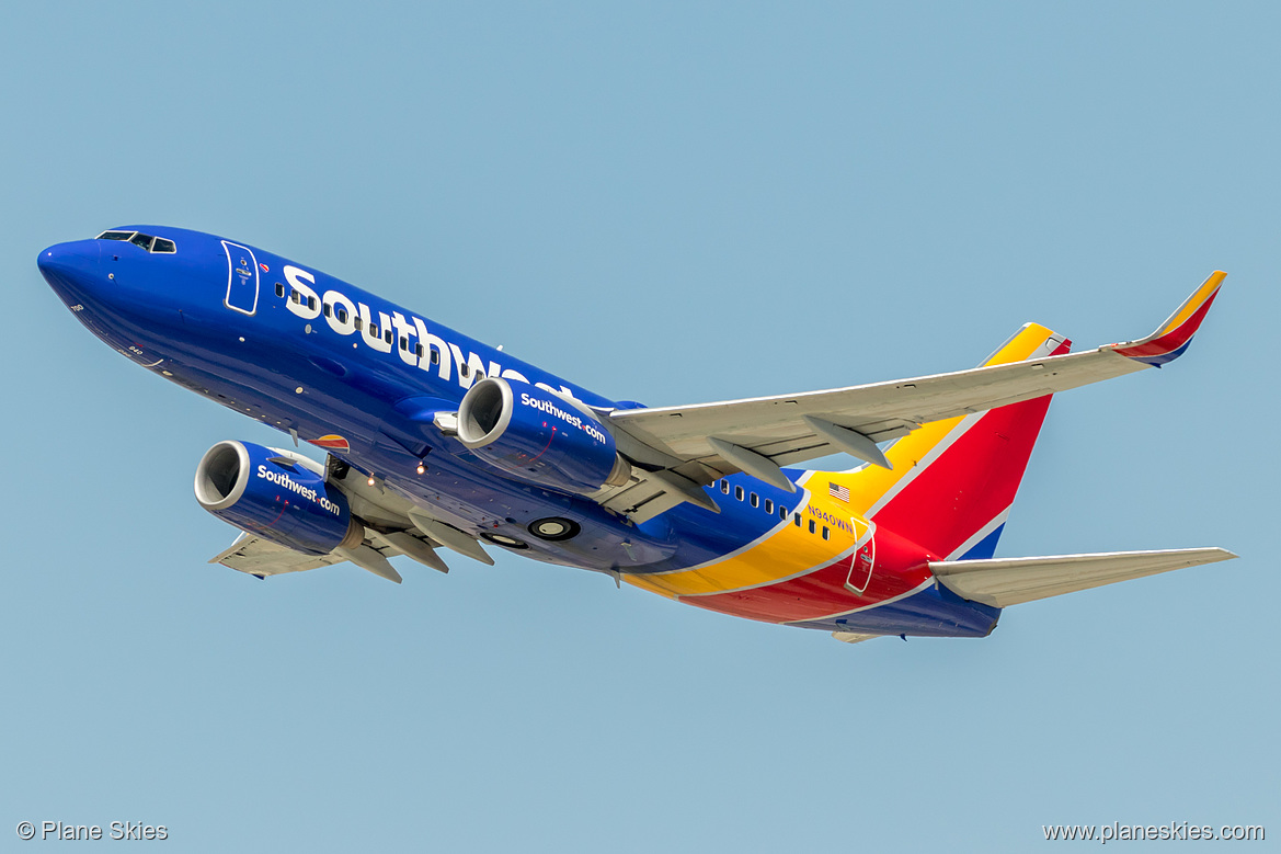 Southwest Airlines Boeing 737-700 N940WN at Los Angeles International Airport (KLAX/LAX) Southwest Airlines Boeing 737-700 N940WN at Los Angeles International Airport (KLAX/LAX)