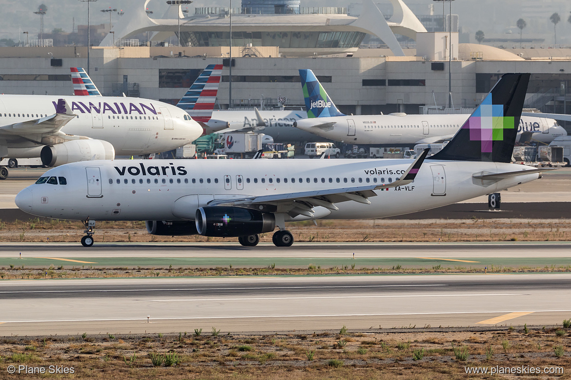 Volaris Airbus A320-200 XA-VLF at Los Angeles International Airport (KLAX/LAX) Volaris Airbus A320-200 XA-VLF at Los Angeles International Airport (KLAX/LAX)