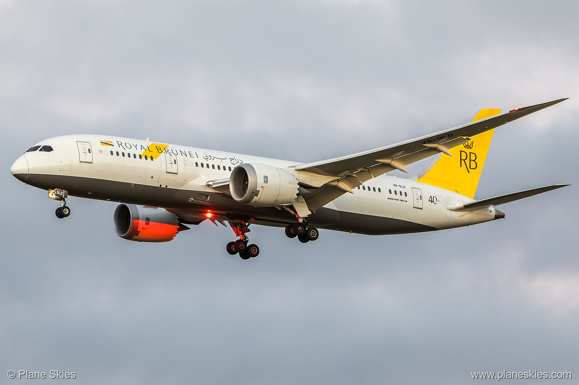 Royal Brunei Airlines Boeing 787-8 V8-DLD at Melbourne International Airport (YMML/MEL)