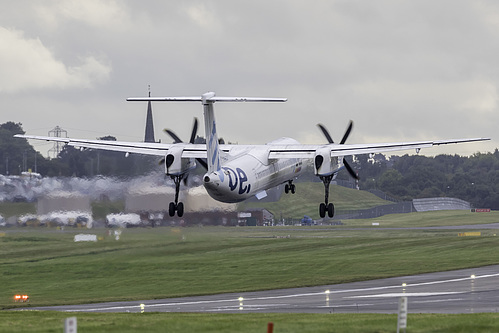 Flybe DHC Dash-8-400 G-ECOO at Birmingham International Airport (EGBB/BHX) Flybe DHC Dash-8-400 G-ECOO at Birmingham International Airport (EGBB/BHX)