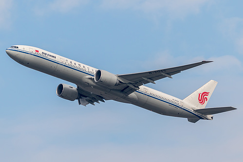 Air China Boeing 777-300ER B-2045 at Frankfurt am Main International Airport (EDDF/FRA)