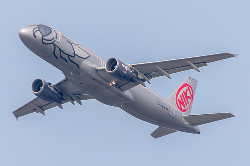 Air Berlin Airbus A320-200 D-ABHK at Frankfurt am Main International Airport (EDDF/FRA)