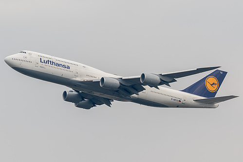 Lufthansa Boeing 747-8i D-ABYQ at Frankfurt am Main International Airport (EDDF/FRA)