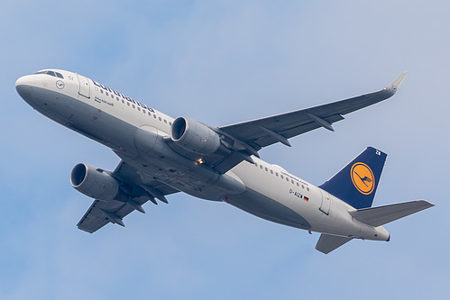 Lufthansa Airbus A320-200 D-AIZW at Frankfurt am Main International Airport (EDDF/FRA)