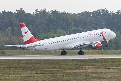 Austrian Airlines Embraer ERJ-195 OE-LWK at Frankfurt am Main International Airport (EDDF/FRA) Austrian Airlines Embraer ERJ-195 OE-LWK at Frankfurt am Main International Airport (EDDF/FRA)