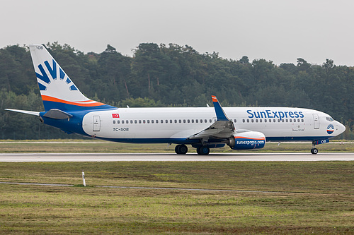 SunExpress Boeing 737-800 TC-SOB at Frankfurt am Main International Airport (EDDF/FRA)