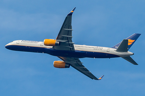 Icelandair Boeing 757-200 TF-FIJ at Frankfurt am Main International Airport (EDDF/FRA)