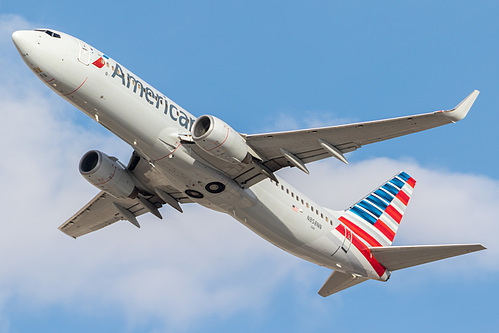 American Airlines Boeing 737-800 N858NN at McCarran International Airport (KLAS/LAS)