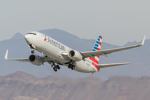 American Airlines Boeing 737-800 N984NN at McCarran International Airport (KLAS/LAS)