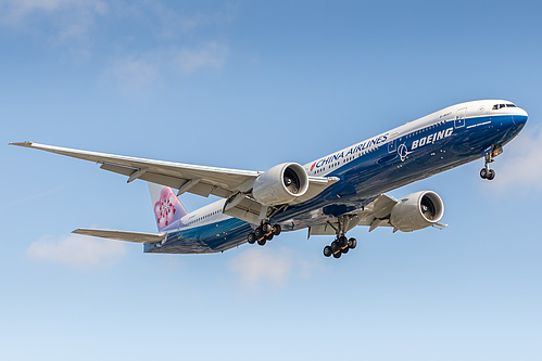 China Airlines Boeing 777-300ER B-18007 at Los Angeles International Airport (KLAX/LAX)