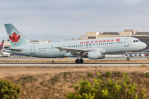 Air Canada Airbus A320-200 C-FTJO at Los Angeles International Airport (KLAX/LAX)