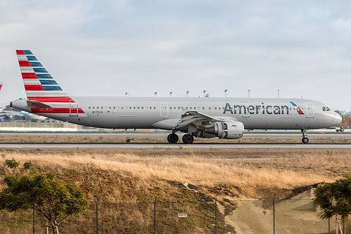 American Airlines Airbus A321-200 N170US at Los Angeles International Airport (KLAX/LAX)