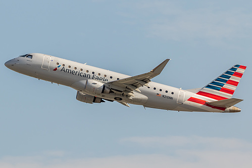 Compass Airlines Embraer ERJ-175 N210NN at Los Angeles International Airport (KLAX/LAX)