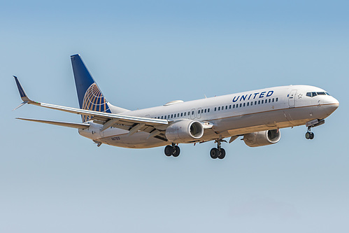 United Airlines Boeing 737-900ER N67815 at Los Angeles International Airport (KLAX/LAX) United Airlines Boeing 737-900ER N67815 at Los Angeles International Airport (KLAX/LAX)