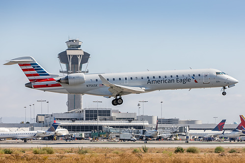 SkyWest Airlines Canadair CRJ-700 N756SK at Los Angeles International Airport (KLAX/LAX) SkyWest Airlines Canadair CRJ-700 N756SK at Los Angeles International Airport (KLAX/LAX)