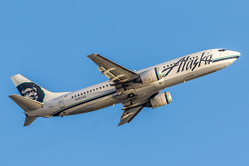 Alaska Airlines Boeing 737-400 N767AS at Los Angeles International Airport (KLAX/LAX)