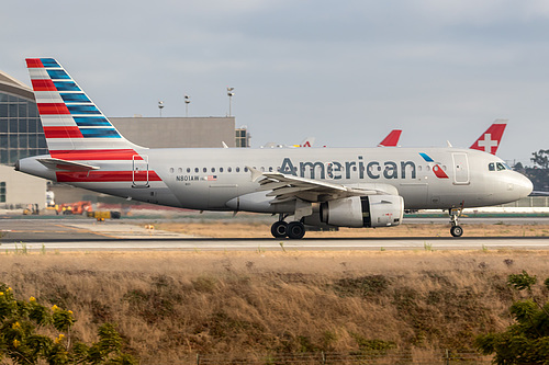 American Airlines Airbus A319-100 N801AW at Los Angeles International Airport (KLAX/LAX)