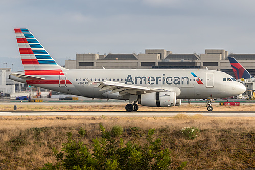 American Airlines Airbus A319-100 N802AW at Los Angeles International Airport (KLAX/LAX)