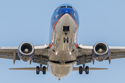 Sun Country Airlines Boeing 737-800 N813SY at Los Angeles International Airport (KLAX/LAX)